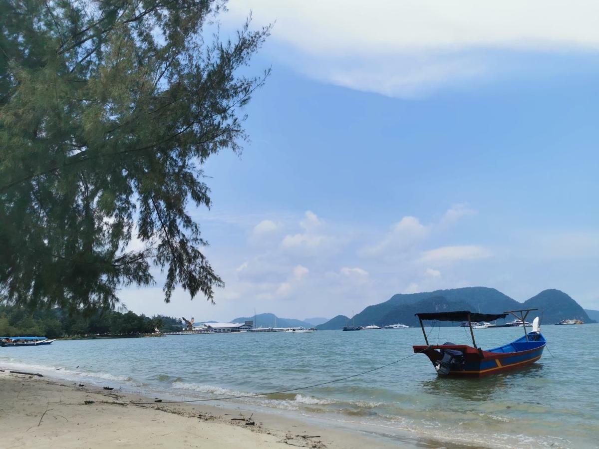 Shell Out Beach Club Suite Kuah Buitenkant foto